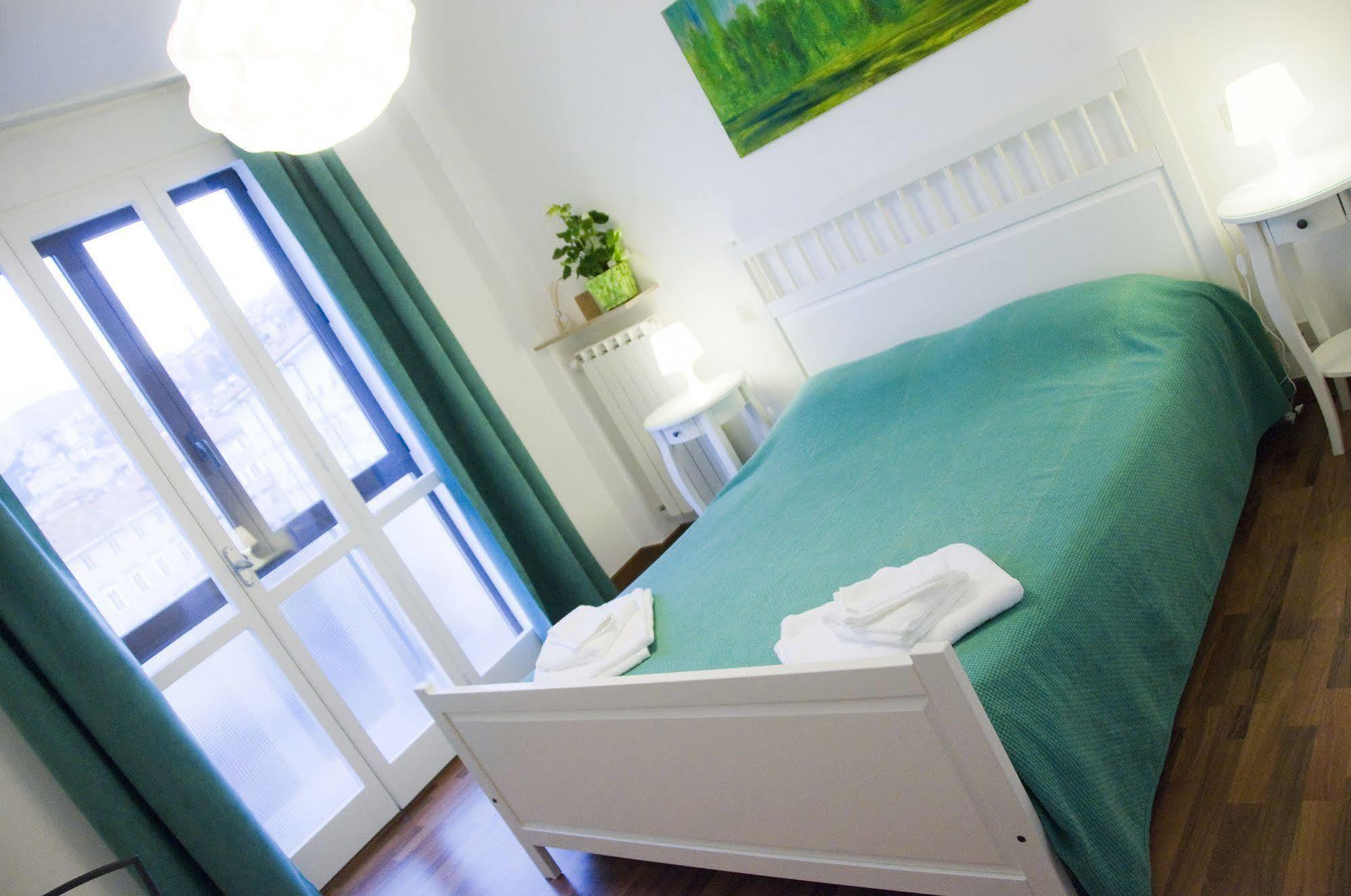 B&B International Trieste Exteriör bild